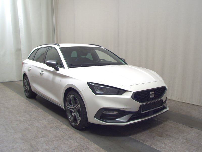 SEAT Leon Sportstourer 2.0 TDI FR-Line automatik • ACC • LED, fotografija 3