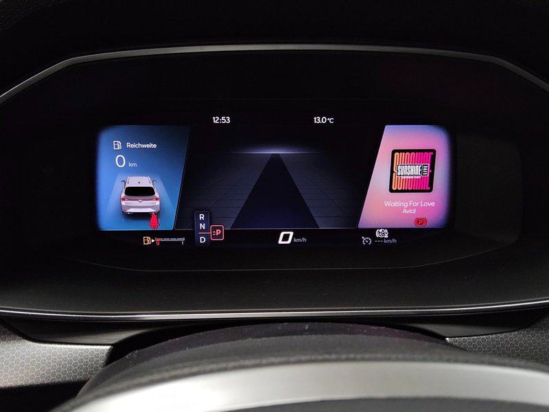 SEAT Leon Sportstourer 2.0 TDI Style automatik • Full LED, fotografija 8