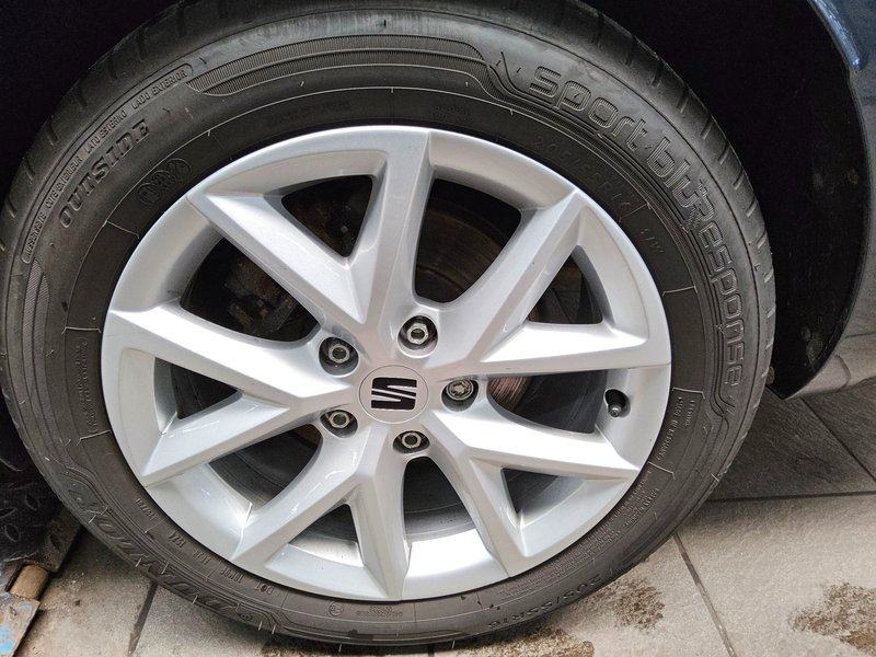 SEAT Leon Sportstourer 2.0 TDI Style automatik • Full LED, fotografija 11
