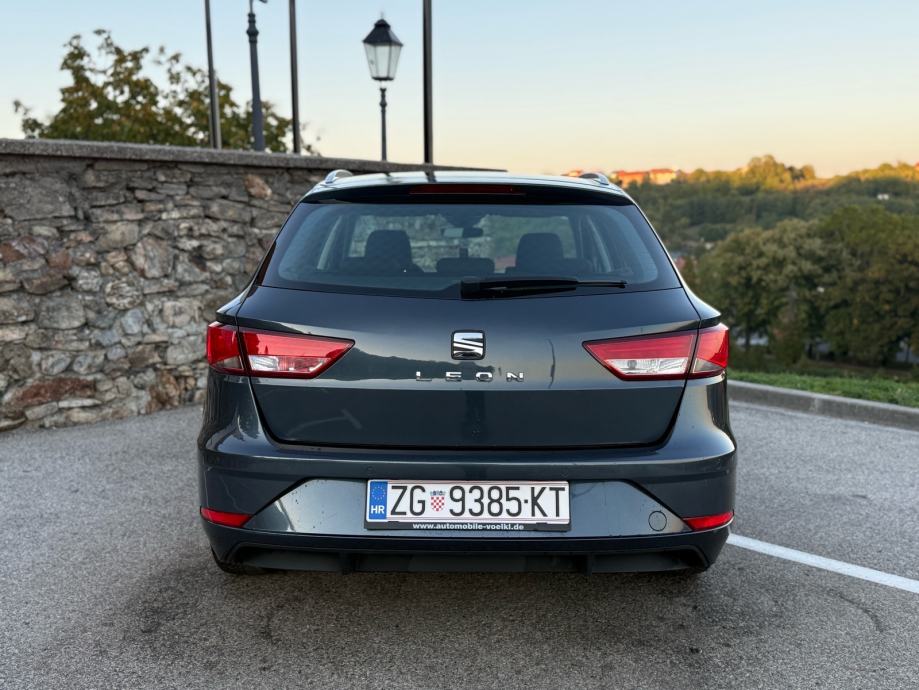 Seat Leon ST 1.6 TDI AUTOMATIK Style,Navigacija,Mali potrošač,Odličan, fotografija 4