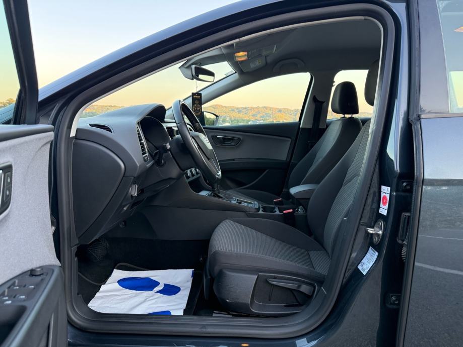 Seat Leon ST 1.6 TDI AUTOMATIK Style,Navigacija,Mali potrošač,Odličan, fotografija 9
