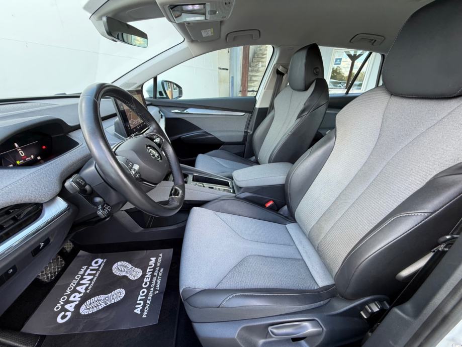 Škoda Enyaq iV 60 Executive 2022, fotografija 13