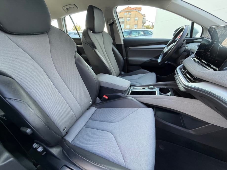 Škoda Enyaq iV 60 Executive 2022, fotografija 15