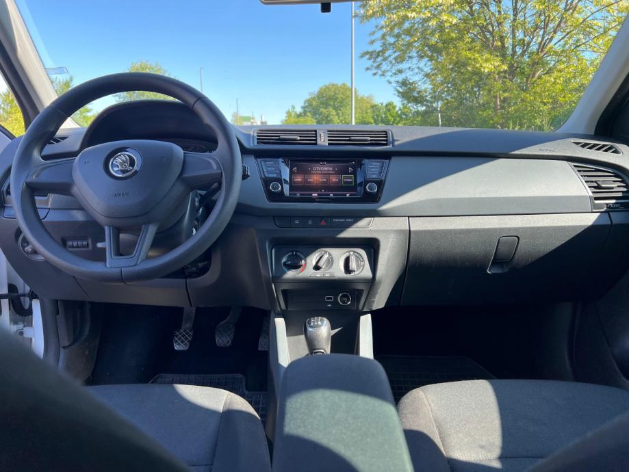 Škoda Fabia 1.0, 2020 god, 79.500 km, fotografija 9