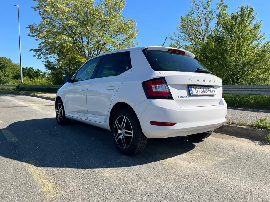 Škoda Fabia 1.0, 2020 god, 79.500 km, fotografija 3