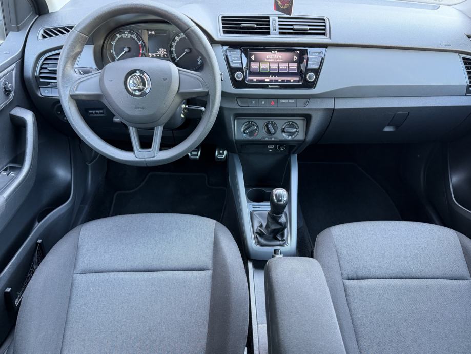 •SKODA FABIA 1,0 MPI•HR AUTO,KAO NOVI••SERVISNA,DVA KLJUCA••, fotografija 11