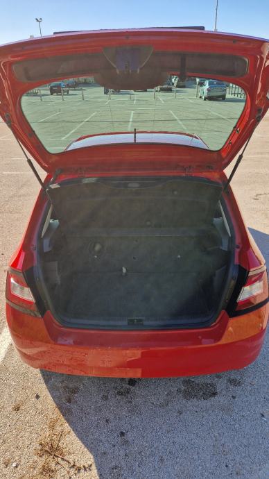 Škoda Fabia 2016. god - registrirana godinu dana, fotografija 8