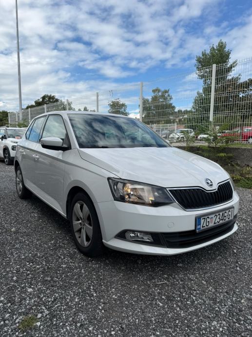 Škoda Fabia 1,0, fotografija 5