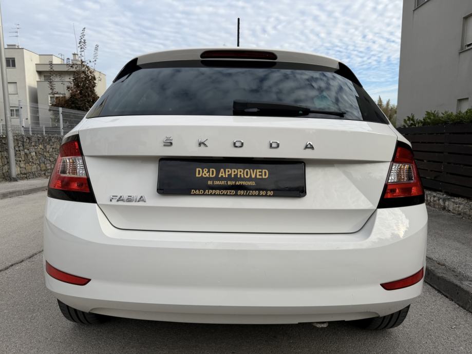 Škoda Fabia 1,0 TSI 95ks,JAMSTVO 12mj, NIJE UVOZ, REGISTRIRAN, U PDV-u, fotografija 7