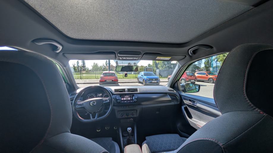 Škoda Fabia 1.0 TSI Monte Carlo rallye Green, fotografija 8