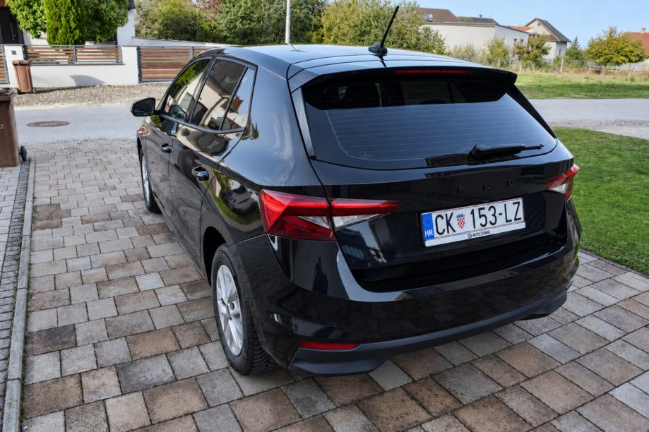 Škoda Fabia 1,0 TSI - PUNO OPREME, fotografija 3