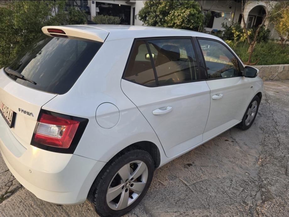 Škoda Fabia 1,0 TSI, fotografija 4