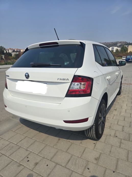 Škoda Fabia 1,0 TSI, fotografija 6