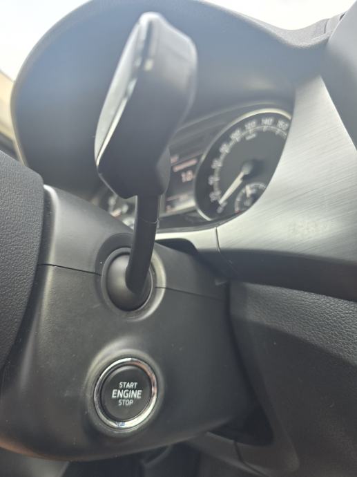 Škoda Fabia 1,0 TSI, fotografija 10