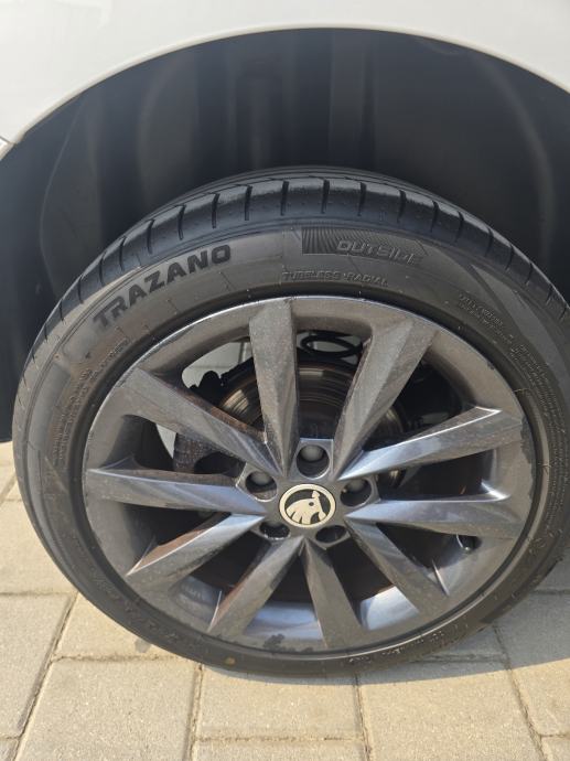 Škoda Fabia 1,0 TSI, fotografija 14