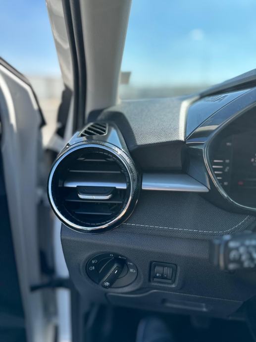 Škoda Fabia 1,0 TSI STYLE, VIRTUAL ,TEMP, GRIJ. SJEDALA, JAMSTVO, fotografija 20