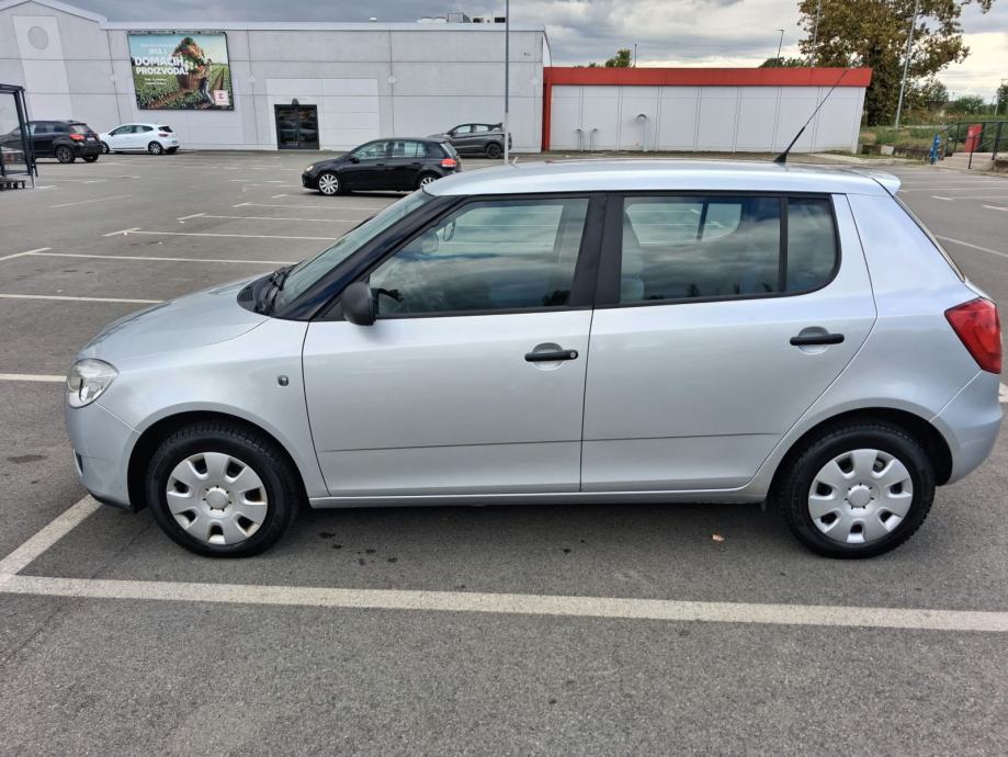 ŠKODA FABIA 1.2 BENZIN 2007 GODINA PRESLA SAMO 79 000KM PRVI VLASNIK, fotografija 2