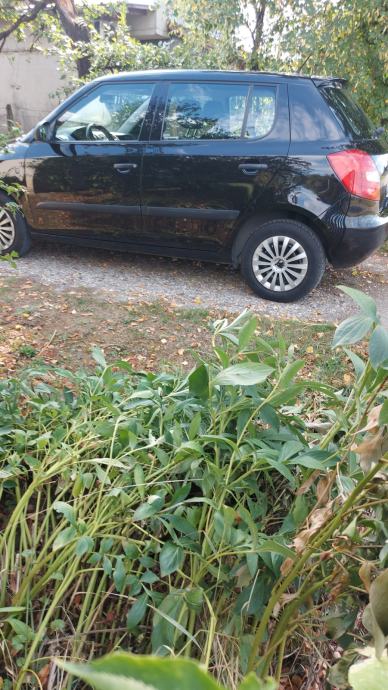 Škoda Fabia 1,2 benzin. Nije uvoz. Ispis kilometara STP. Reg do 9 2027, pogled izvana - slika 4