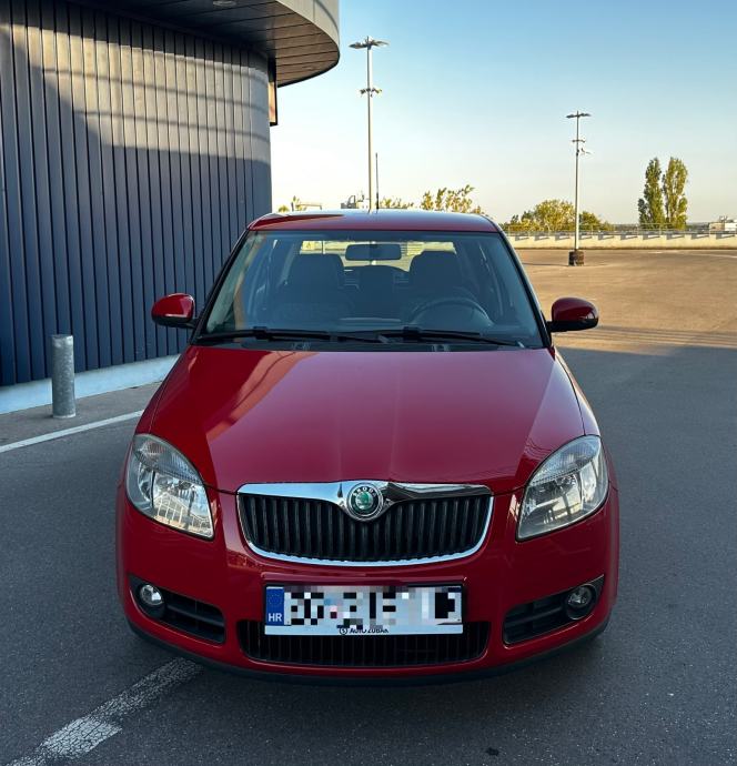 Škoda Fabia 1,2*Reg god dana 09/2027*Klima*Veliki servis*Super stanje*, fotografija 3