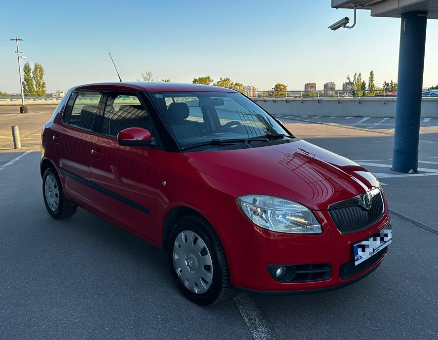 Škoda Fabia 1,2*Reg god dana 09/2027*Klima*Veliki servis*Super stanje*, fotografija 2