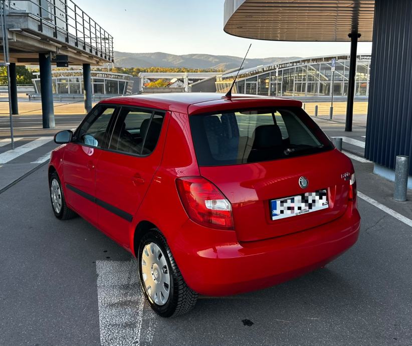 Škoda Fabia 1,2*Reg god dana 09/2027*Klima*Veliki servis*Super stanje*, fotografija 6
