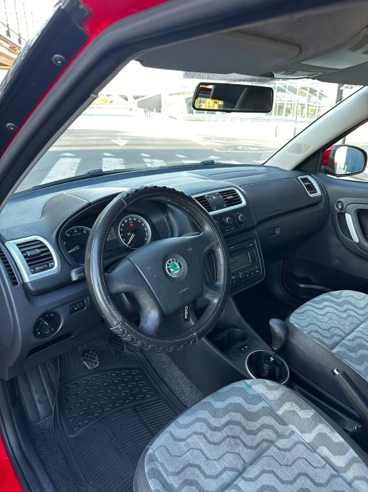 Škoda Fabia 1,2*Reg god dana 09/2027*Klima*Veliki servis*Super stanje*, fotografija 10
