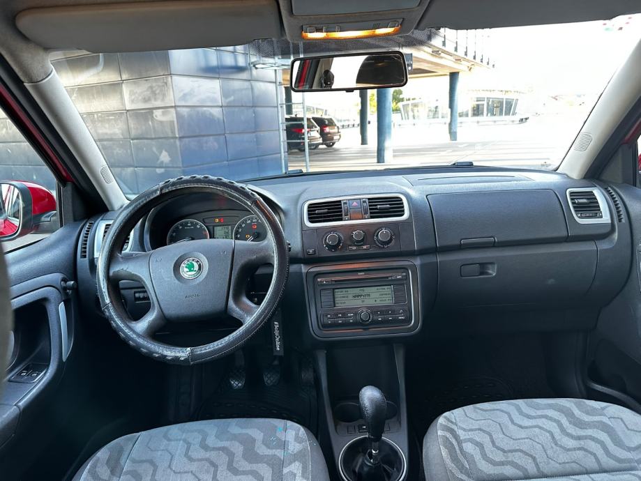 Škoda Fabia 1,2*Reg god dana 09/2027*Klima*Veliki servis*Super stanje*, fotografija 14