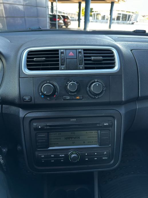 Škoda Fabia 1,2*Reg god dana 09/2027*Klima*Veliki servis*Super stanje*, fotografija 15