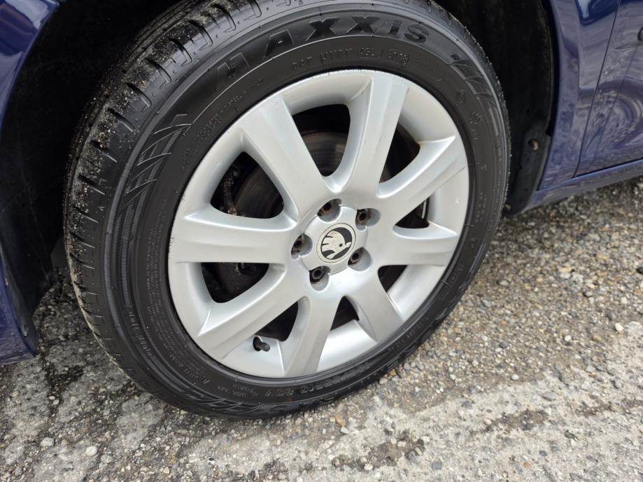 Škoda Fabia 1,2 TSI / REG 1 GOD !, fotografija 4