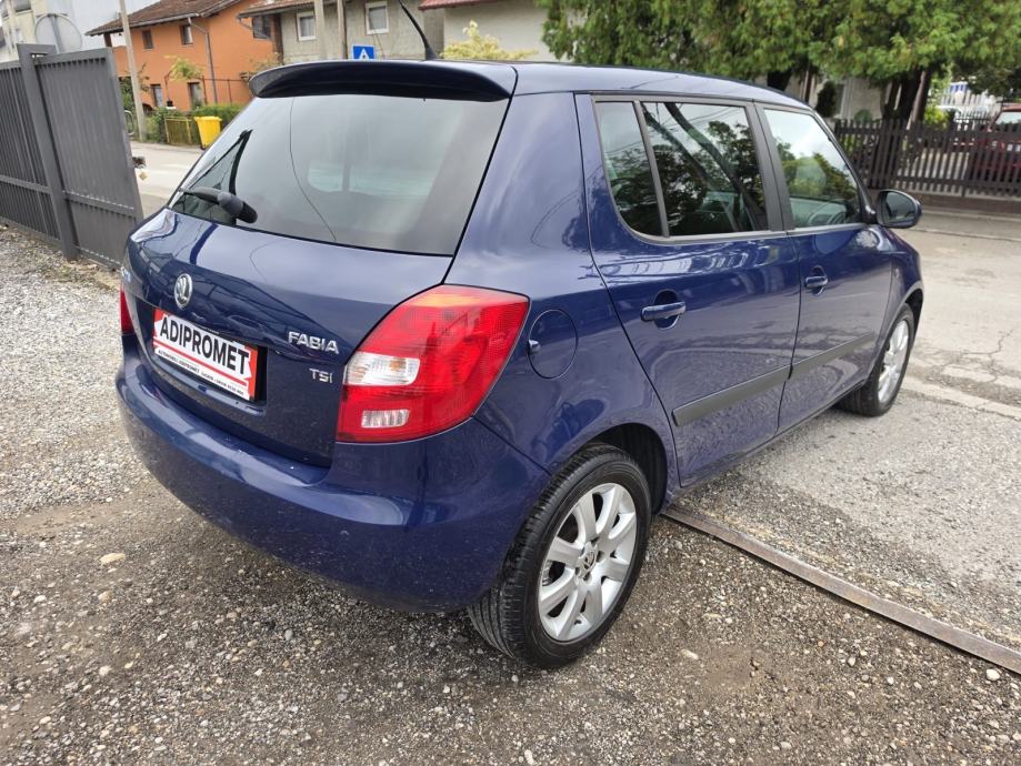 Škoda Fabia 1,2 TSI / REG 1 GOD !, fotografija 6