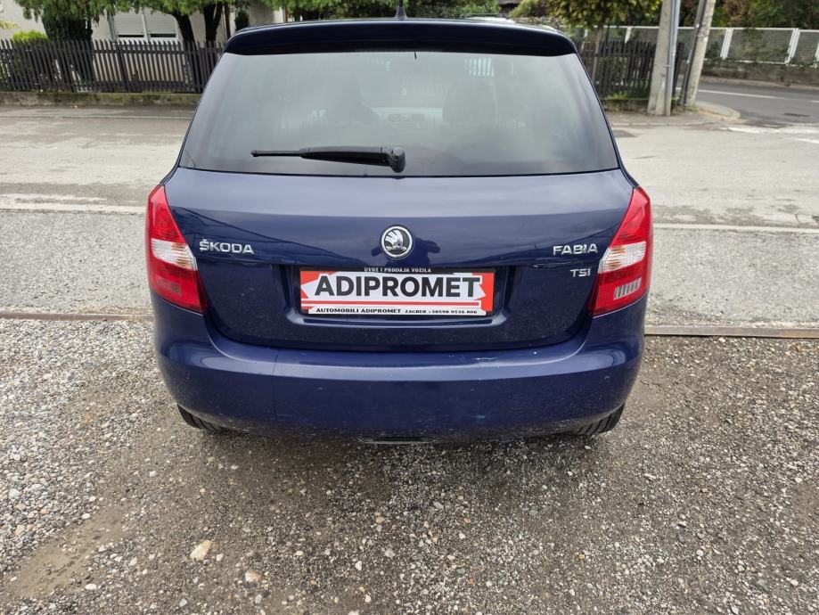 Škoda Fabia 1,2 TSI / REG 1 GOD !, fotografija 8