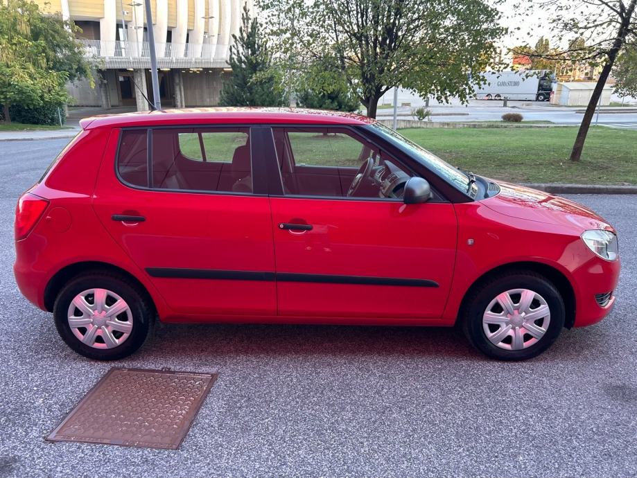 Škoda Fabia 1.2htp / Hr auto / 2013god, fotografija 7