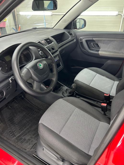 Škoda Fabia 1.2htp / Hr auto / 2013god, fotografija 9