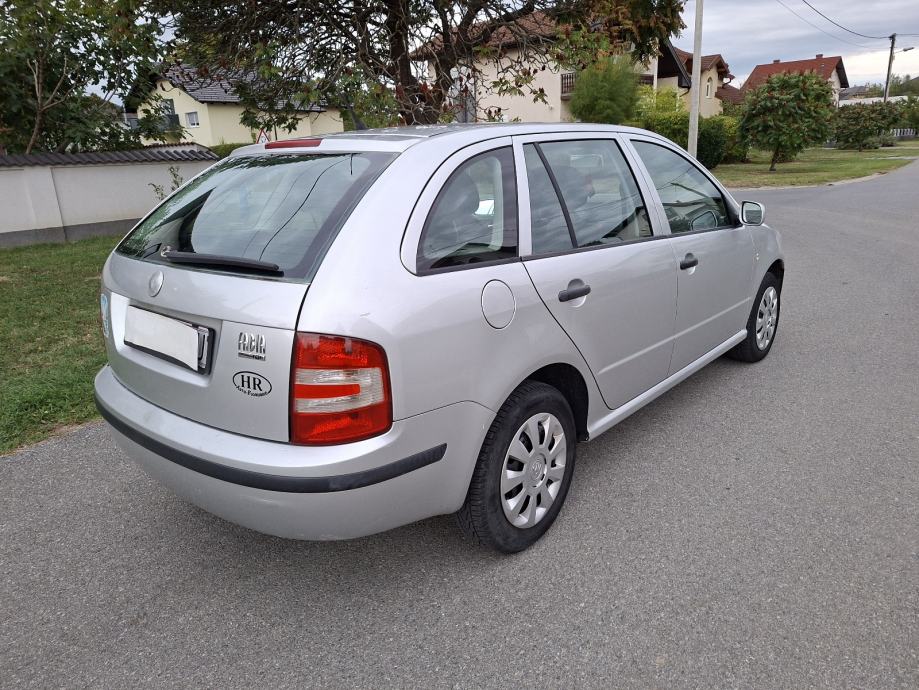 Škoda Fabia 1,4 TDI godina 2007, fotografija 7