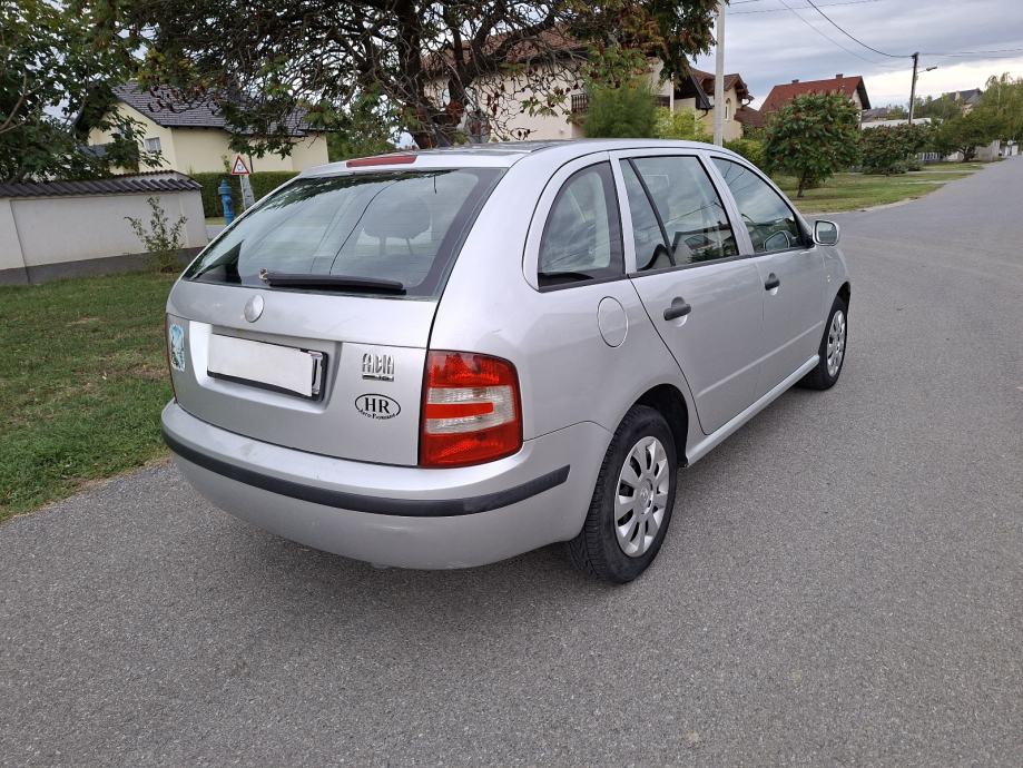 Škoda Fabia 1,4 TDI godina 2007, fotografija 11