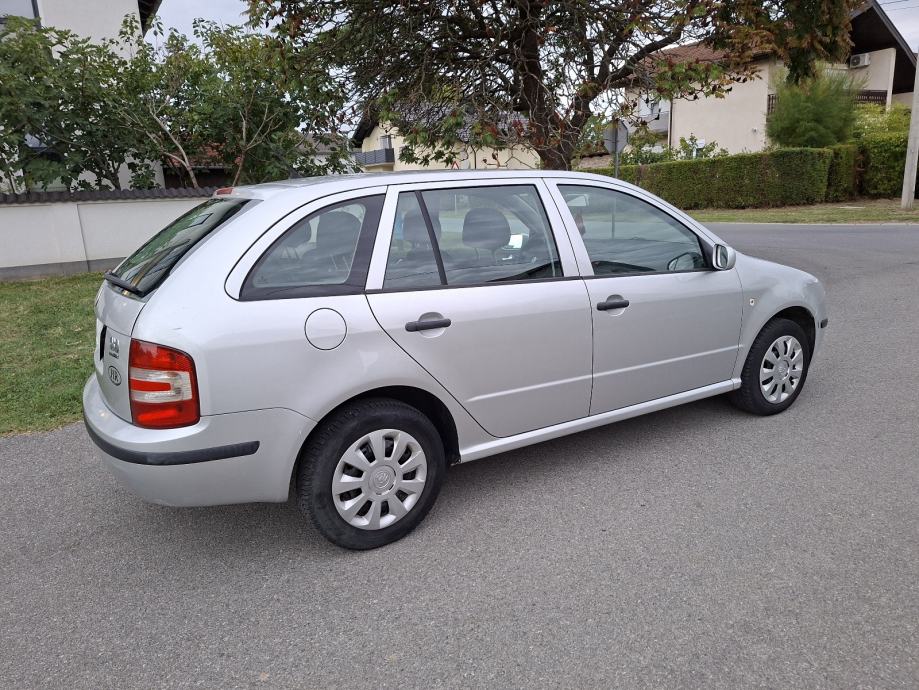 Škoda Fabia 1,4 TDI godina 2007, fotografija 8