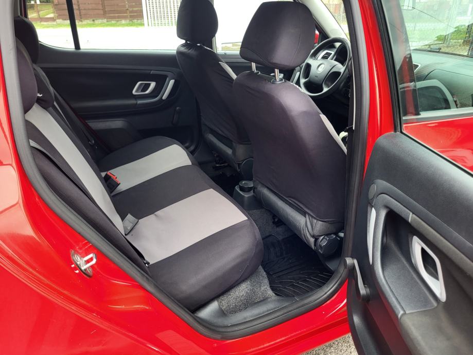 ŠKODA FABIA 1.4 TDI PD KLIMA SERVO AUTORADIO MP3 REG 01/2027, fotografija 14