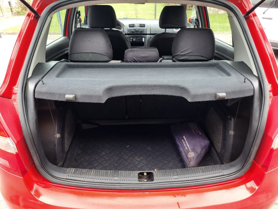 ŠKODA FABIA 1.4 TDI PD KLIMA SERVO AUTORADIO MP3 REG 01/2027, fotografija 17