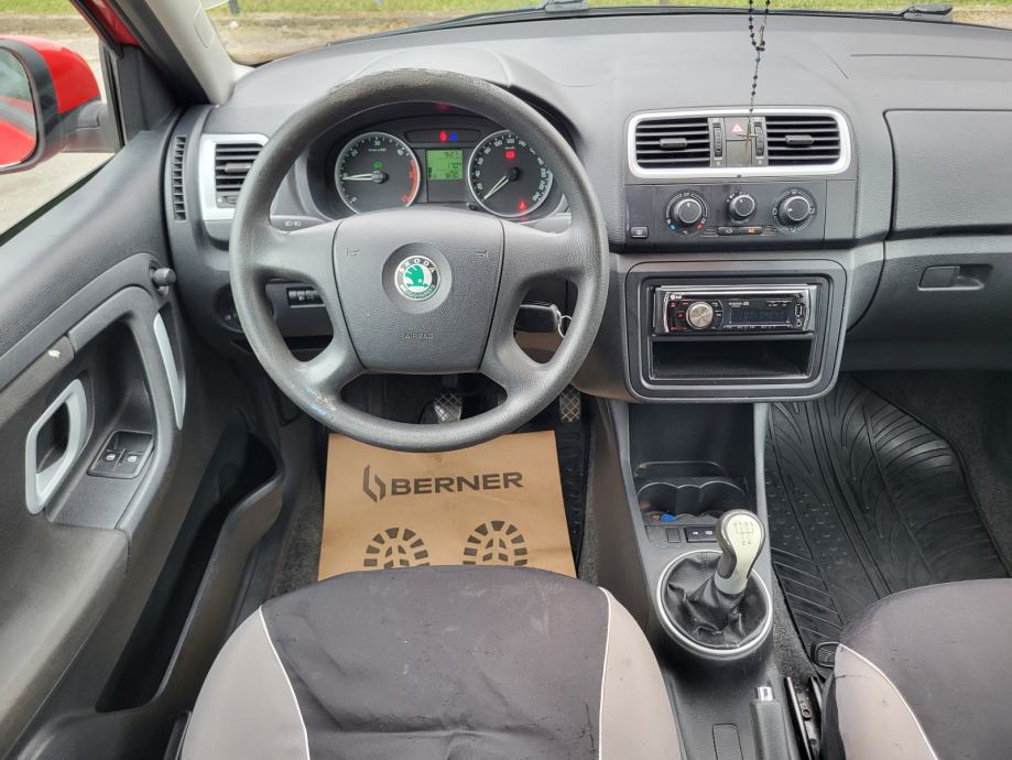 ŠKODA FABIA 1.4 TDI PD KLIMA SERVO AUTORADIO MP3 REG 01/2027, fotografija 11