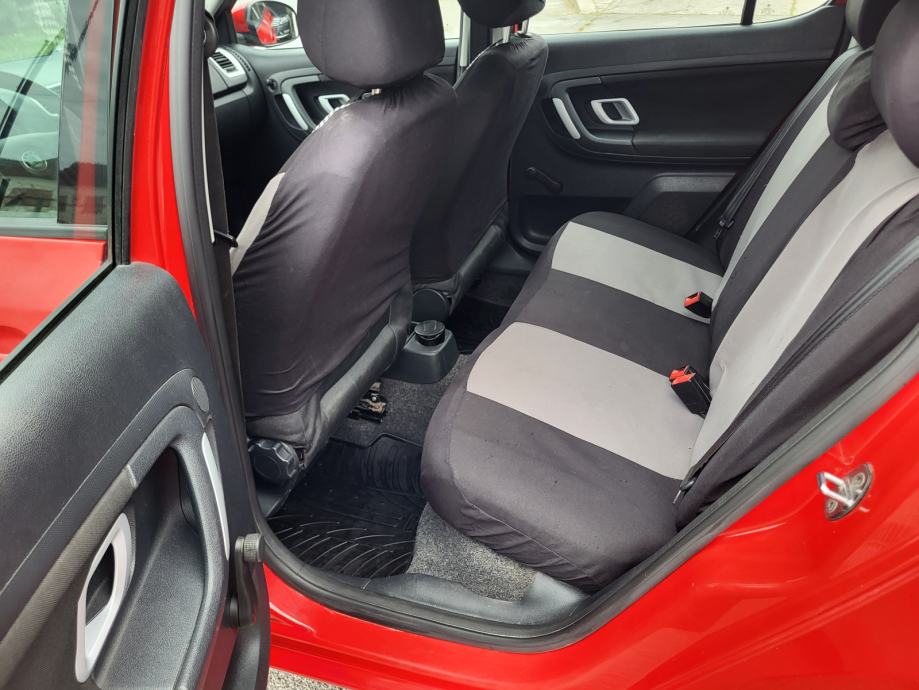 ŠKODA FABIA 1.4 TDI PD KLIMA SERVO AUTORADIO MP3 REG 01/2027, fotografija 16