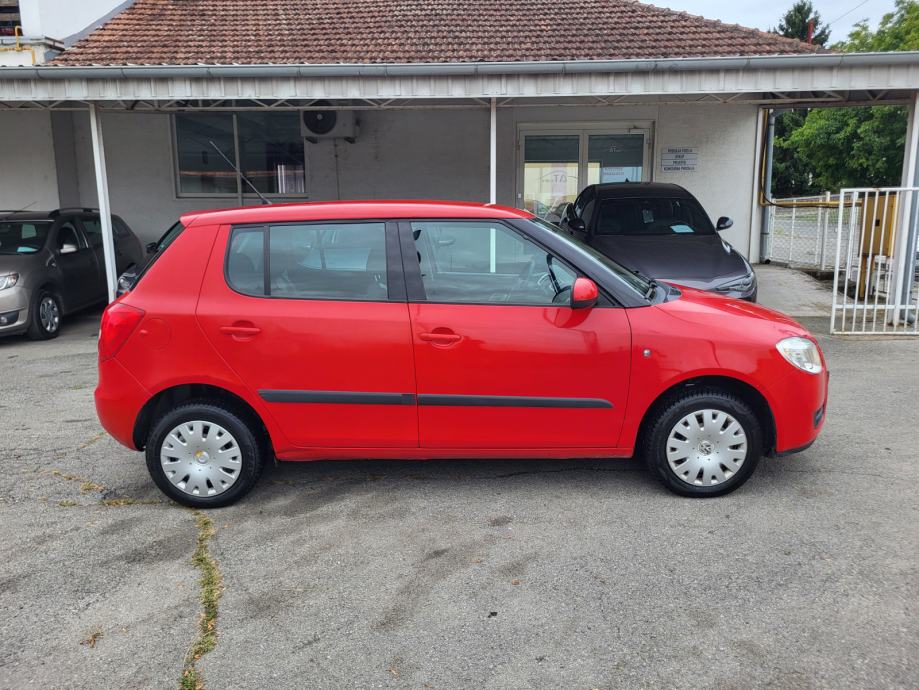 ŠKODA FABIA 1.4 TDI PD KLIMA SERVO AUTORADIO MP3 REG 01/2027, fotografija 5