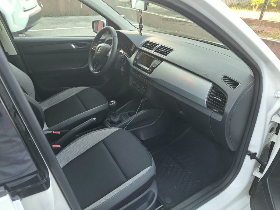 Škoda Fabia 1,4 TDI, fotografija 13