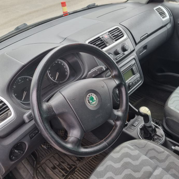 Škoda Fabia 1,4 TDI, fotografija 6