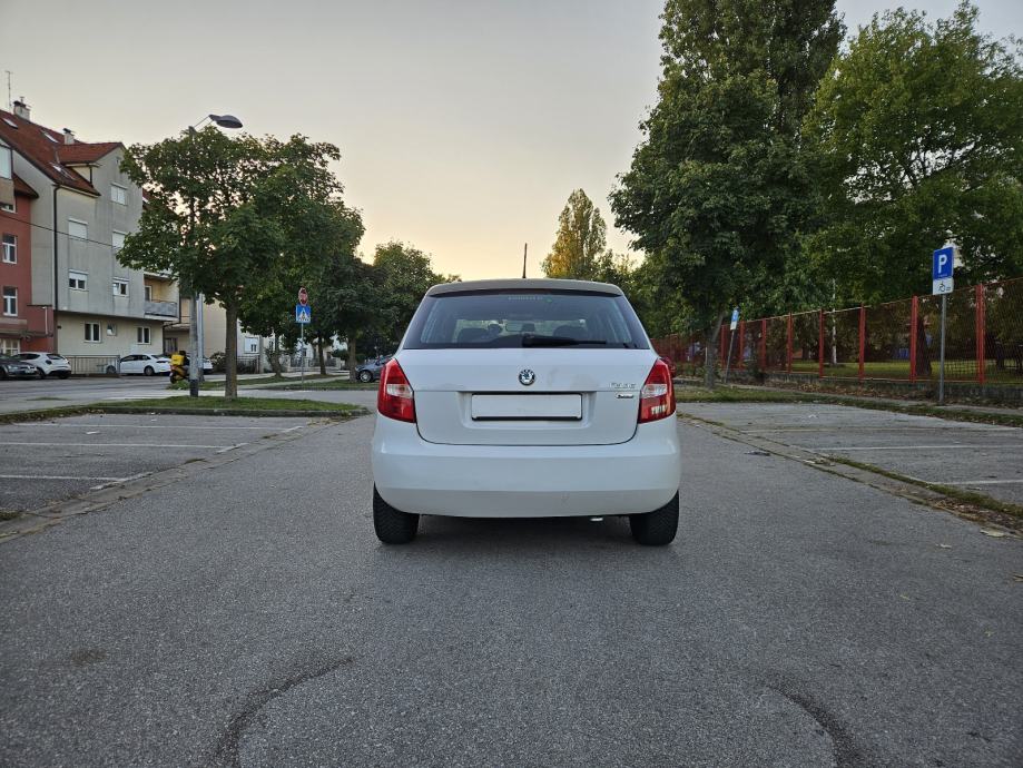 Škoda Fabia 1,6 TDI, 2013 god, reg. 01/27, top stanje !!, fotografija 8
