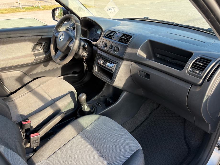 Škoda Fabia 1,6 TDI, fotografija 6