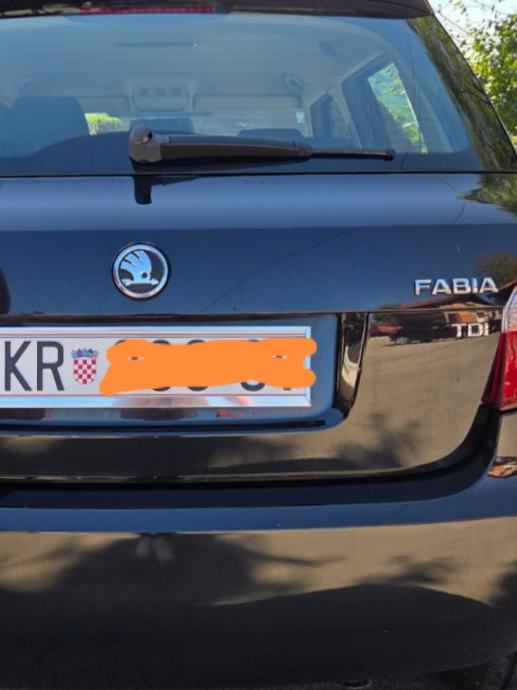 Škoda Fabia 1,6 TDI, 148300km, fotografija 6