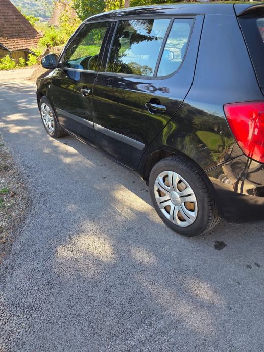 Škoda Fabia 1,6 TDI, 148300km, fotografija 2