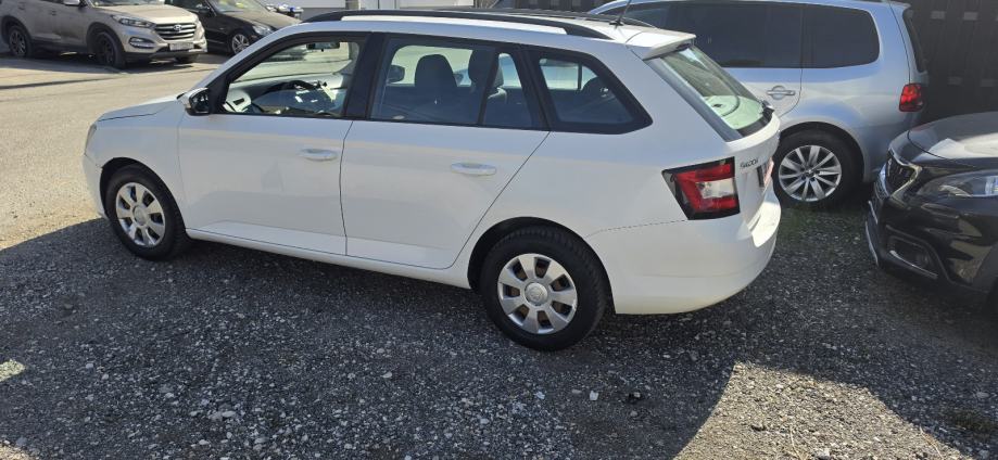 Škoda Fabia Combi 1,0 plin cijena 2900 eura, fotografija 4
