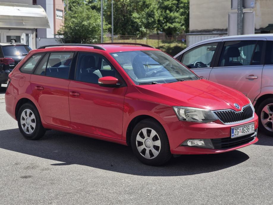 Škoda Fabia Combi 1,0, fotografija 2