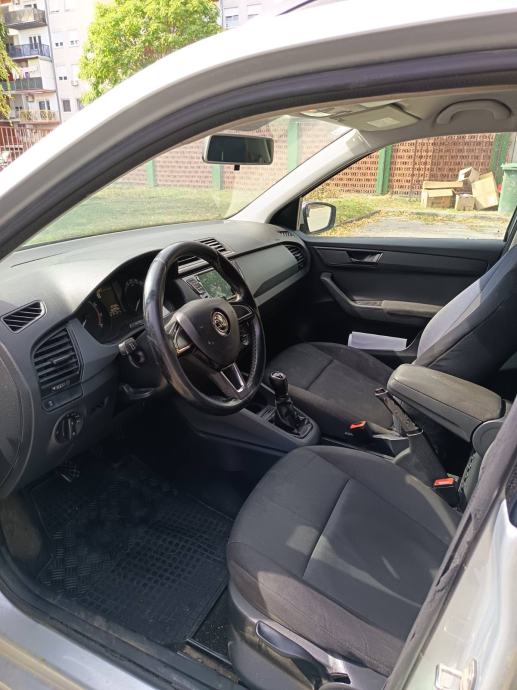 Škoda Fabia Combi 1,0, fotografija 11